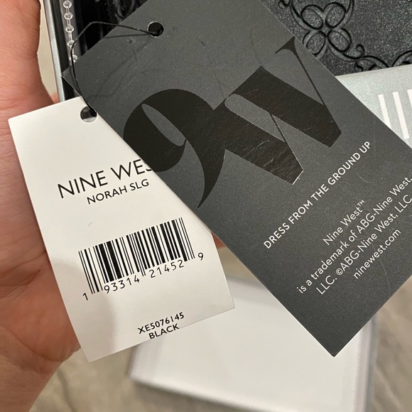 DONATED. - Picture 2 of 4